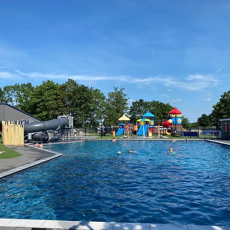 Ferienhaus Luxchalet #Vaju Lathum# Am See, Strand, Pool, Nationalpark Экстерьер фото