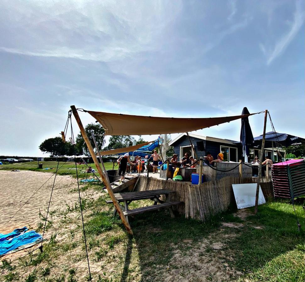 Ferienhaus Luxchalet #Vaju Lathum# Am See, Strand, Pool, Nationalpark Экстерьер фото