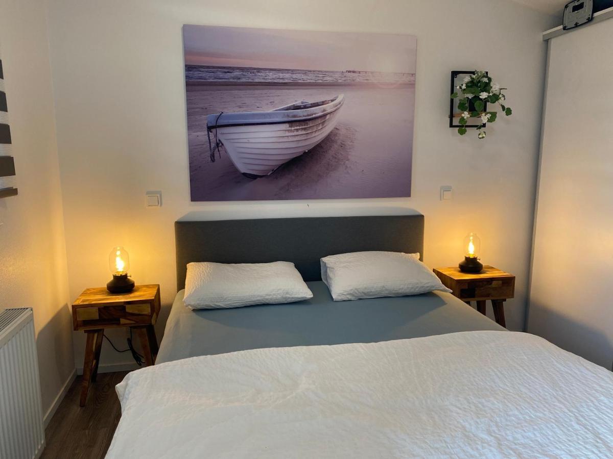Ferienhaus Luxchalet #Vaju Lathum# Am See, Strand, Pool, Nationalpark Экстерьер фото